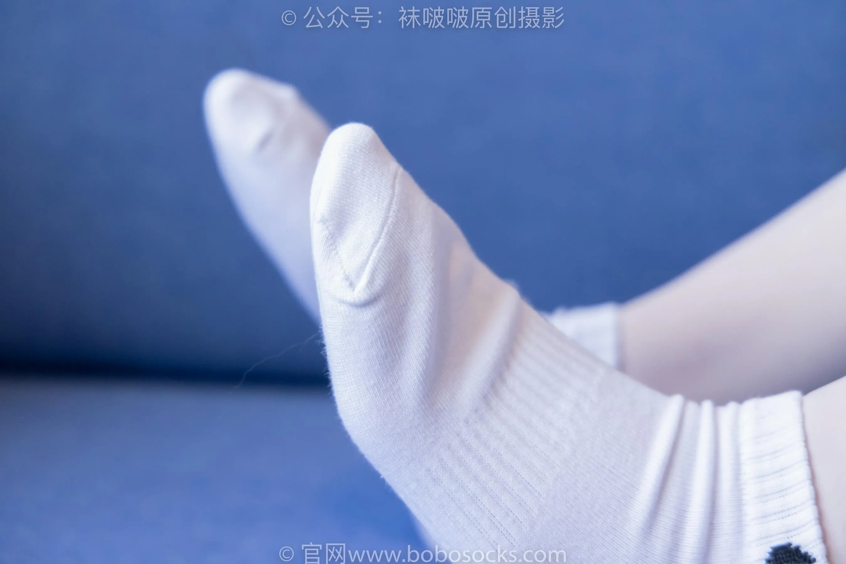[BoBoSocks袜啵啵]NO.226 小甜豆-运动鞋、白棉袜、白丝 [87P]插图3